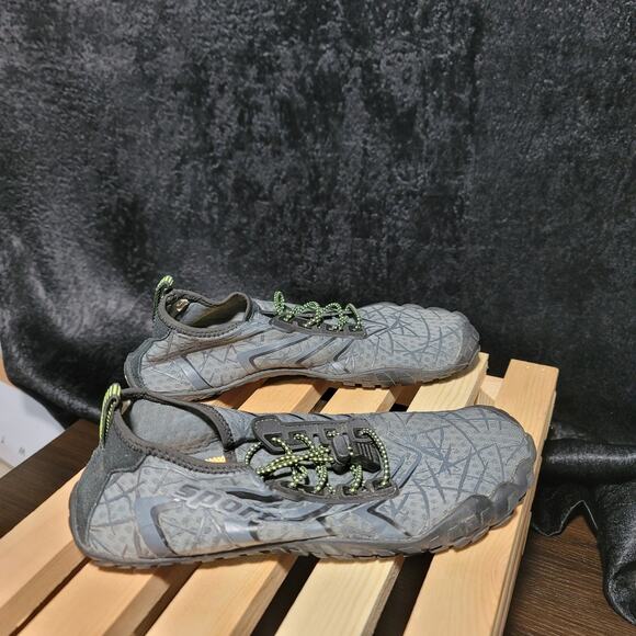 Sport-D Water Shoes 40/ US 9-9.5 Diving Surf Aqua Sports Beach - Picture 1 of 12